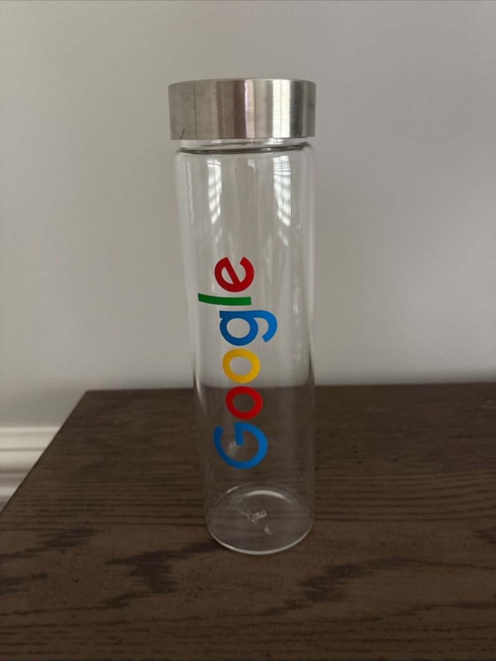 Google Logo H2GO Glass Water Bottle 20 Oz Capacity Tight Seal Cover